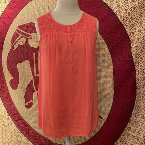 EUC Boden salmon smocked sleeveless top - Picture 3 of 6